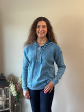 Load image into Gallery viewer, Blue Waffle Knit Pullover