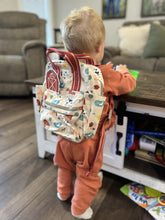 Load image into Gallery viewer, Itzy Bitzy Backpack: Farm Friends
